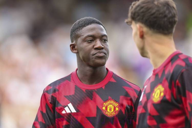 罗马诺称梅努将留曼联,卡里克信任成关键 罗马诺称梅努将留曼联,卡里克信任成关键